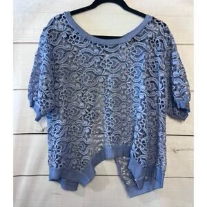 Scandal Italy Perwinkle Eyelet Top Est Sz LG Button Details